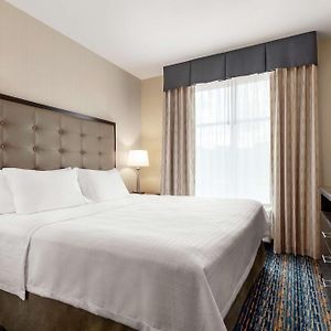 One-Bedroom King Suite
